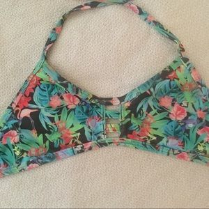 Jolyn Tomcat rare printed floral top, size Small